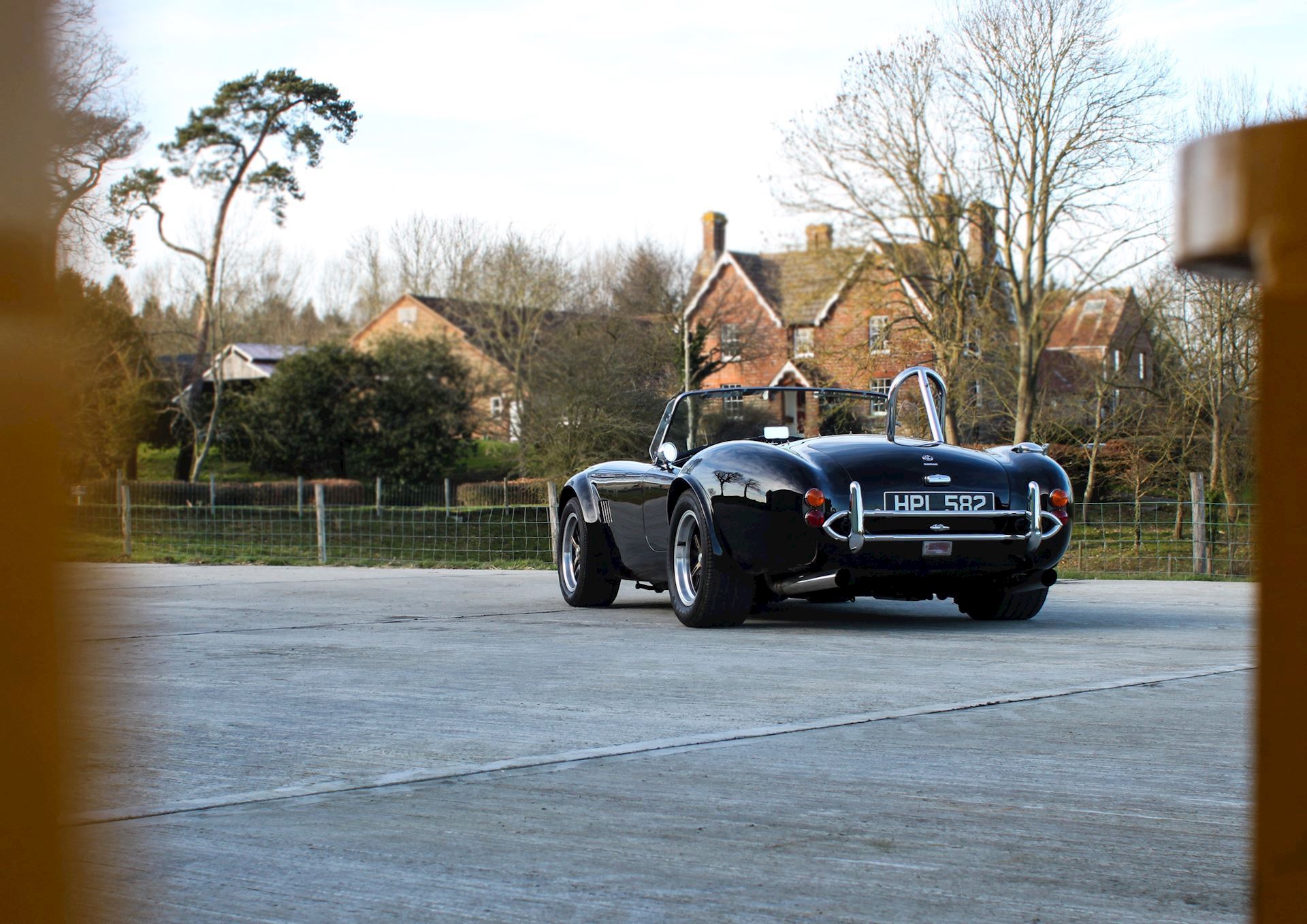 dm-historics-classic-car-specialists