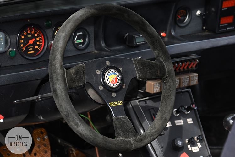 Fiat X19 - Steering Wheel.jpg