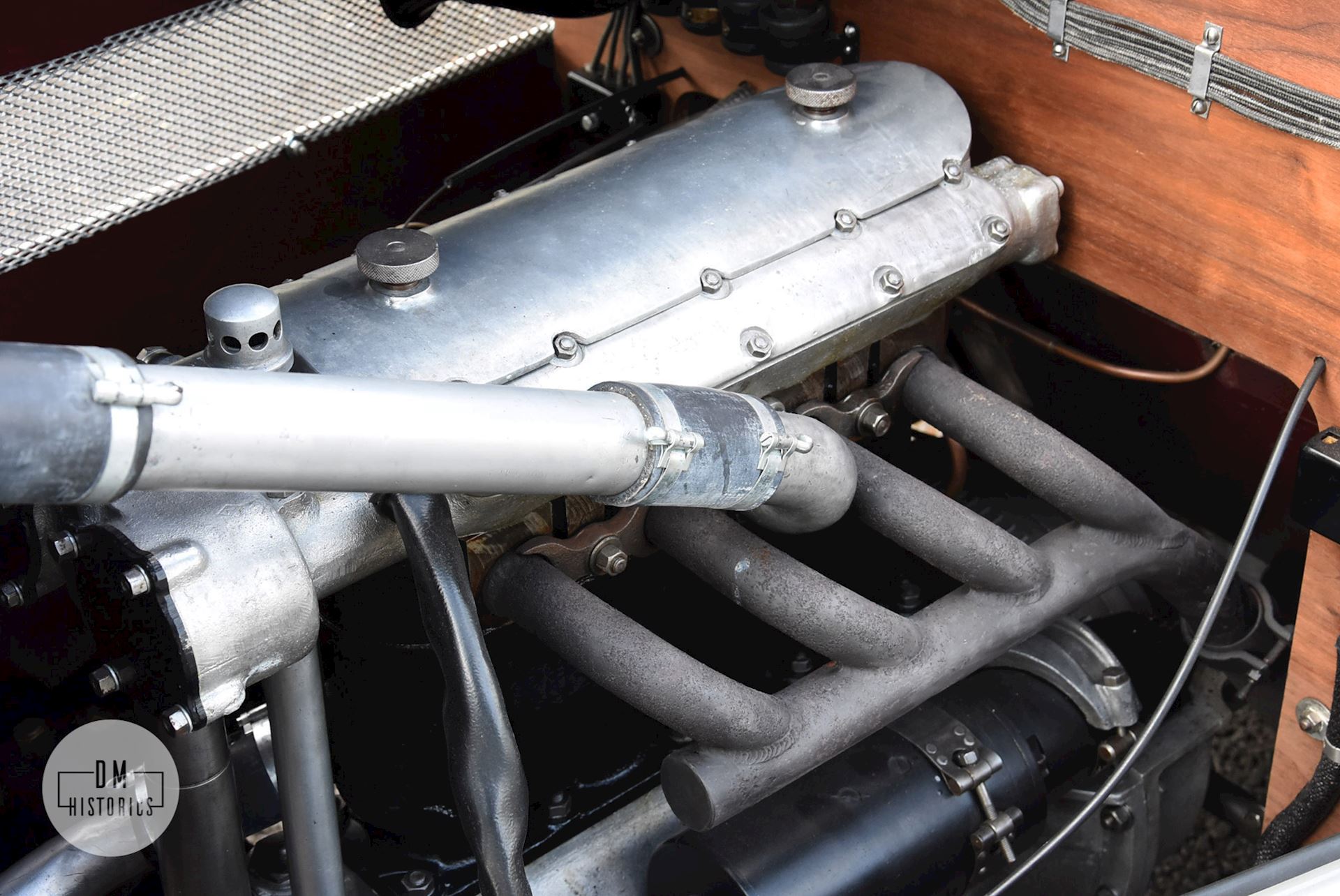 SalmsonGS8- EngineBayLeft.jpg