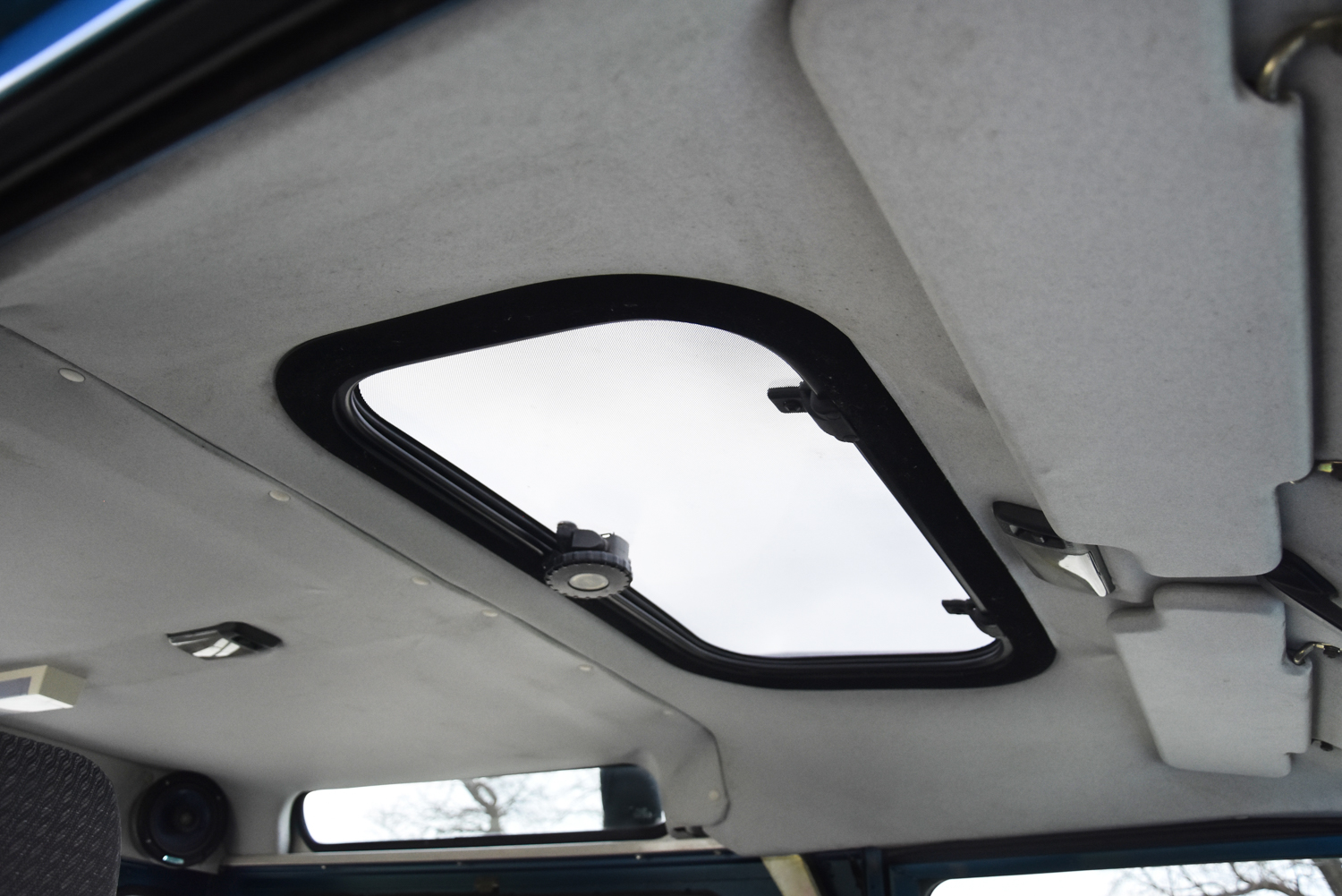 36- Sunroof.JPG