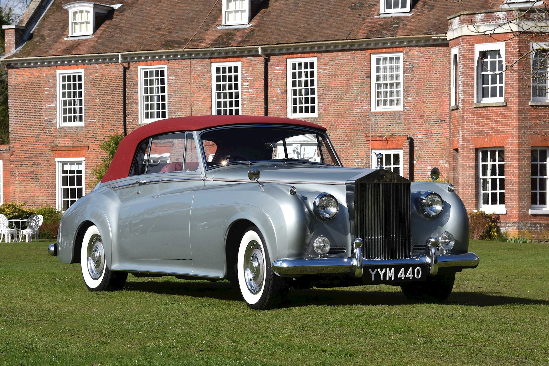 rollsroycesilvercloudii-8jpg