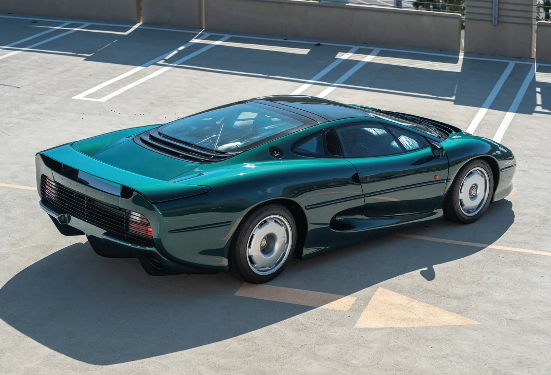 2019-courtesy-of-rm-sothebys-2